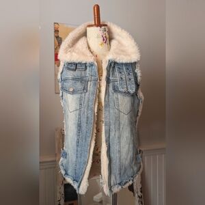 GUESS‎ Manola Denim Front Sherpa Vest